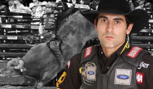 O Bicampeão mundial, Silvano Alves, quebrou mais um recorde nesta madrugada de domingo ao conquistar pela segunda vez consecutiva o ...