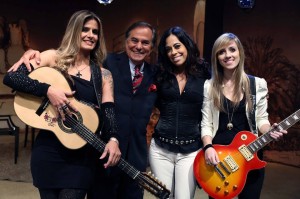 A musicalidade, talento e alegria da Barra da Saia vão contagiar o programa Todo Seu desta segunda-feira (27/01), a partir ...