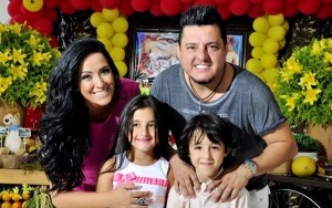 O sertanejo Bruno, da dupla Bruno e Marrone, usou sua conta no Instagram para homenagear os filhos Enzo e Maria ...