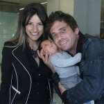 Hudson conhece o filho que nasceu nos EUA Na manhã de ontem (30) o cantor Hudson finalmente conheceu seu filho, Davi, ...